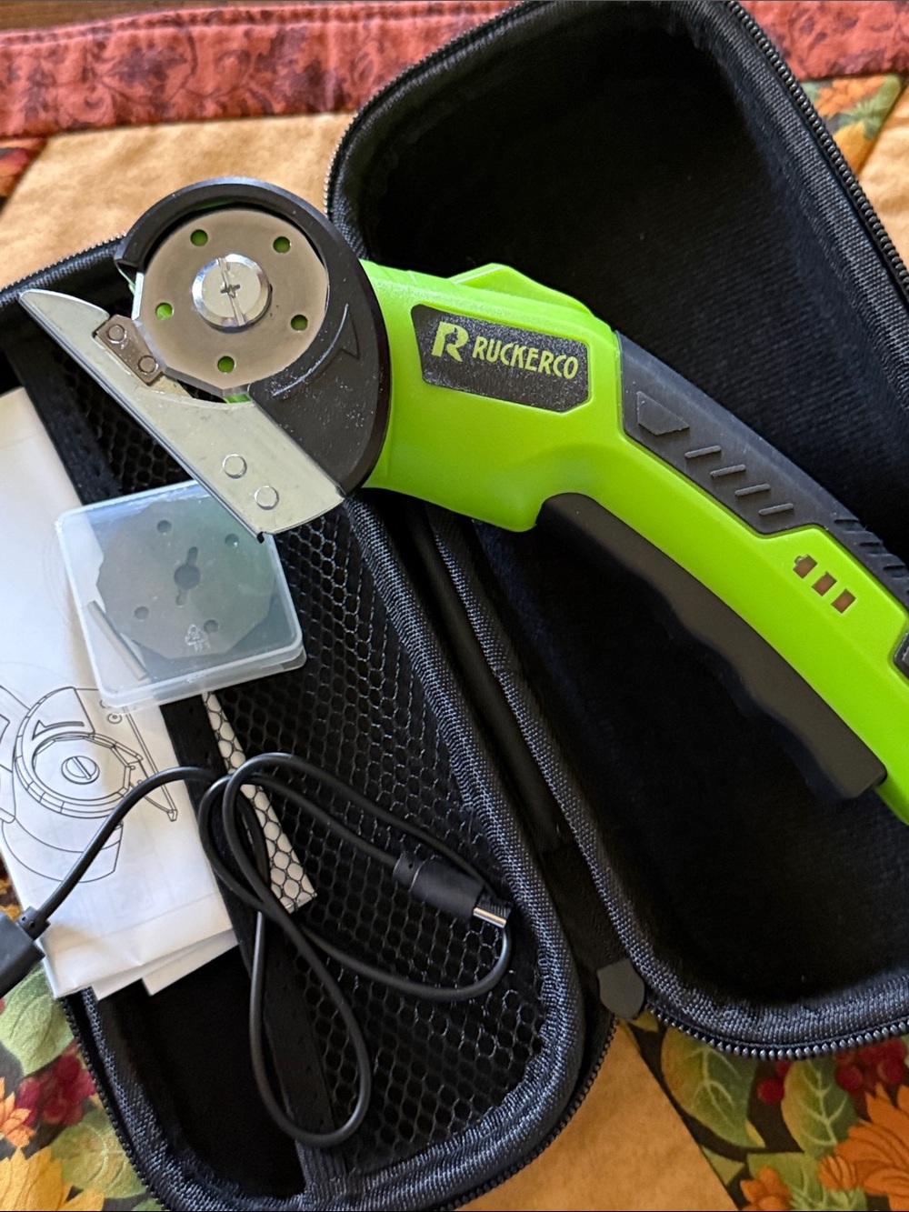 RuckerCo Cordless Rotary Fabric /Cardboard Cutter - Lime Green